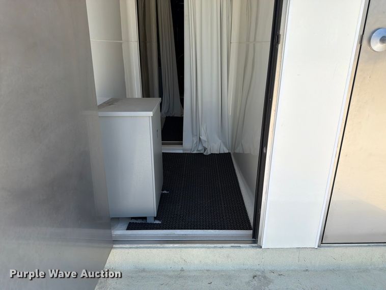 image for item FK3154 2003 Wells Cargo CVG5039 enclosed cargo trailer