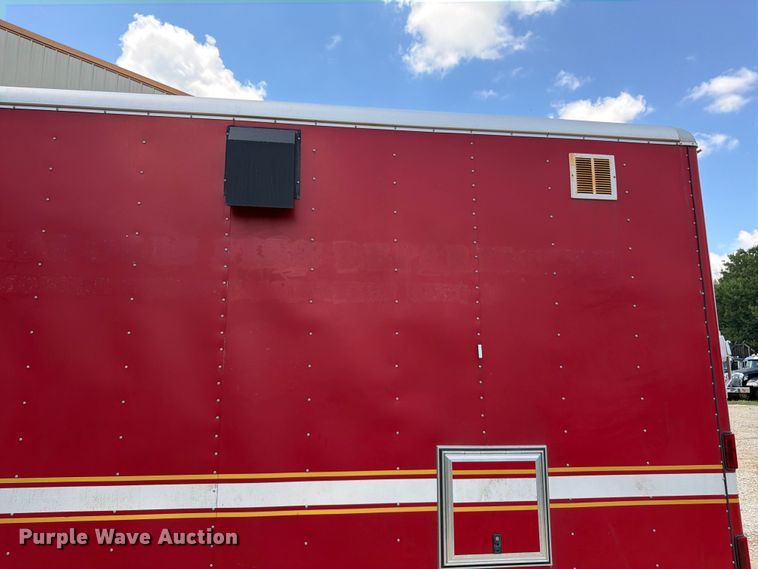 image for item FK3154 2003 Wells Cargo CVG5039 enclosed cargo trailer
