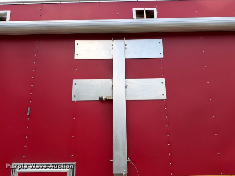image for item FK3154 2003 Wells Cargo CVG5039 enclosed cargo trailer