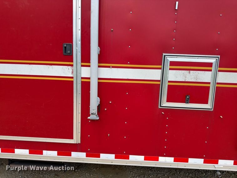 image for item FK3154 2003 Wells Cargo CVG5039 enclosed cargo trailer