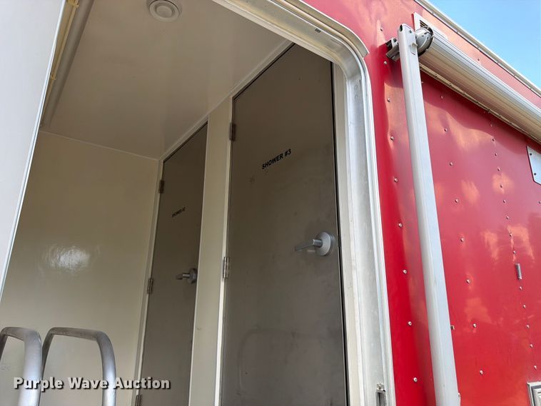 image for item FK3154 2003 Wells Cargo CVG5039 enclosed cargo trailer