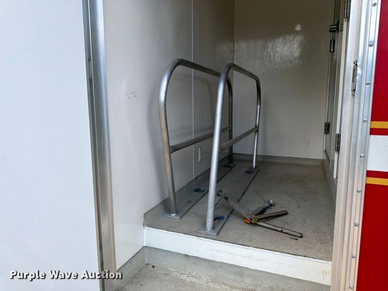 image for item FK3154 2003 Wells Cargo CVG5039 enclosed cargo trailer