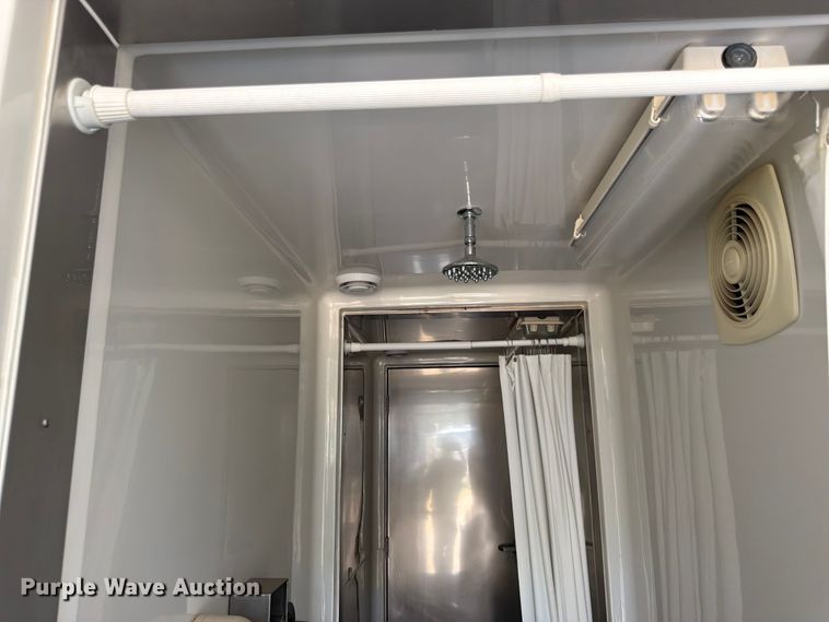 image for item FK3154 2003 Wells Cargo CVG5039 enclosed cargo trailer