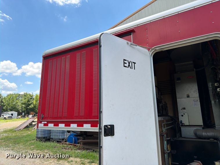 image for item FK3154 2003 Wells Cargo CVG5039 enclosed cargo trailer