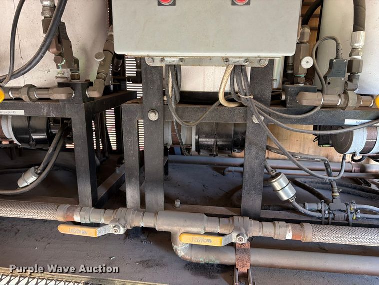 image for item FK3154 2003 Wells Cargo CVG5039 enclosed cargo trailer