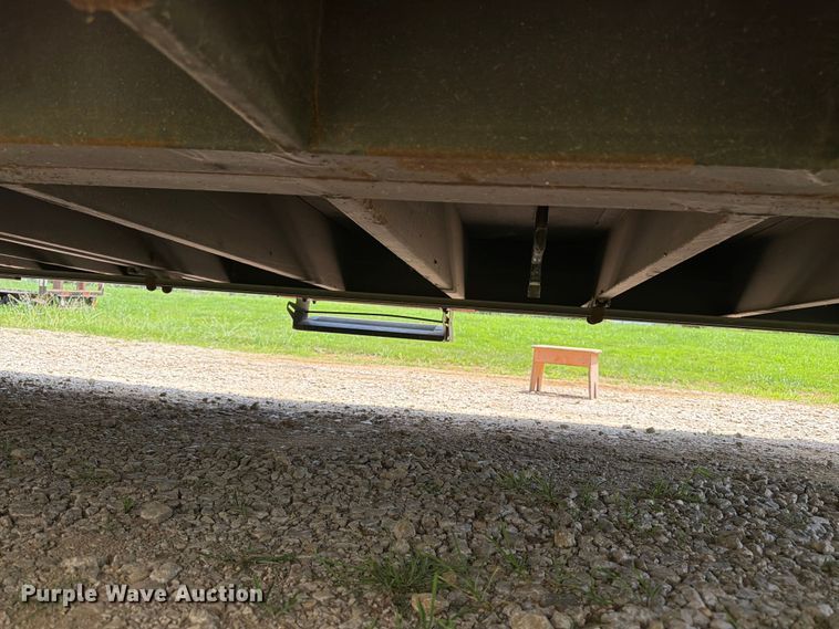 image for item FK3154 2003 Wells Cargo CVG5039 enclosed cargo trailer