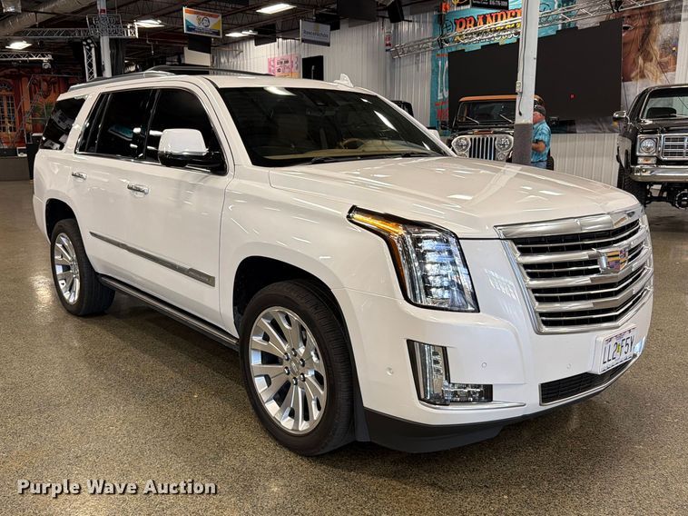 image for item FK3158 2017 Cadillac Escalade SUV