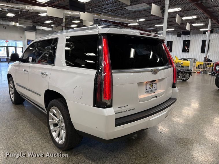image for item FK3158 2017 Cadillac Escalade SUV