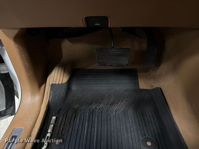 image for item FK3158 2017 Cadillac Escalade SUV