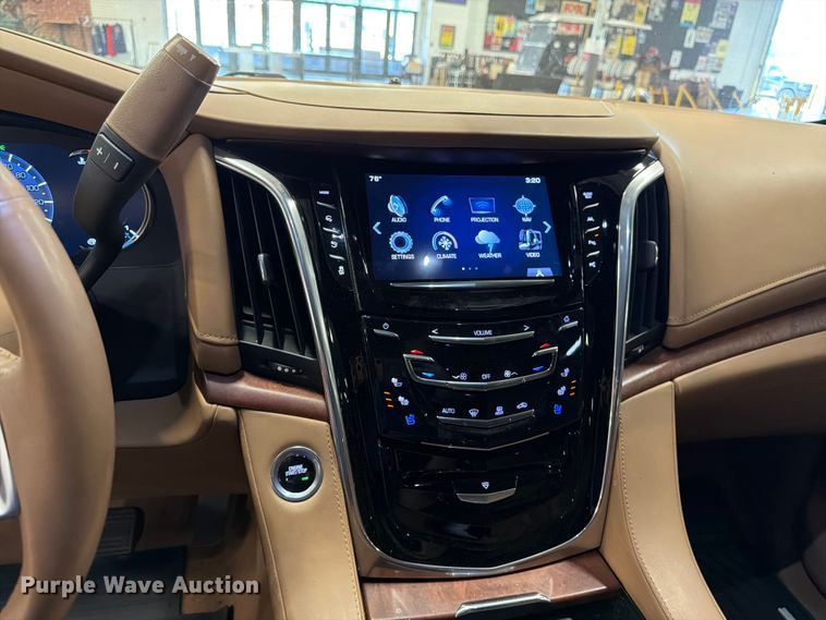 image for item FK3158 2017 Cadillac Escalade SUV