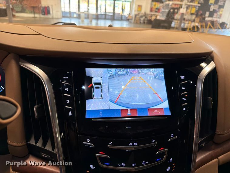 image for item FK3158 2017 Cadillac Escalade SUV