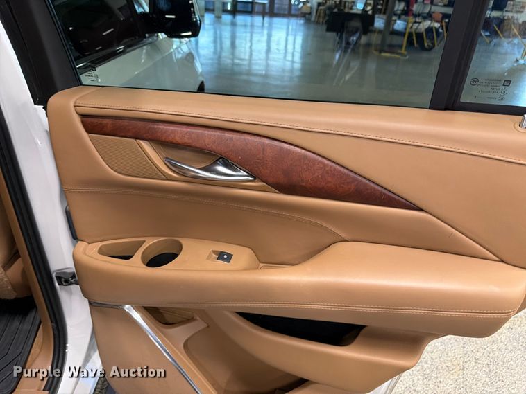 image for item FK3158 2017 Cadillac Escalade SUV