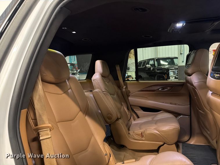 image for item FK3158 2017 Cadillac Escalade SUV