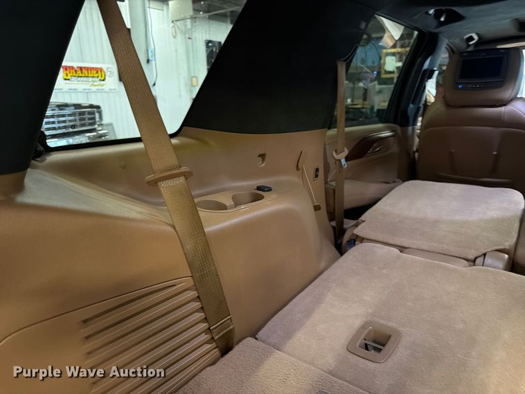 image for item FK3158 2017 Cadillac Escalade SUV