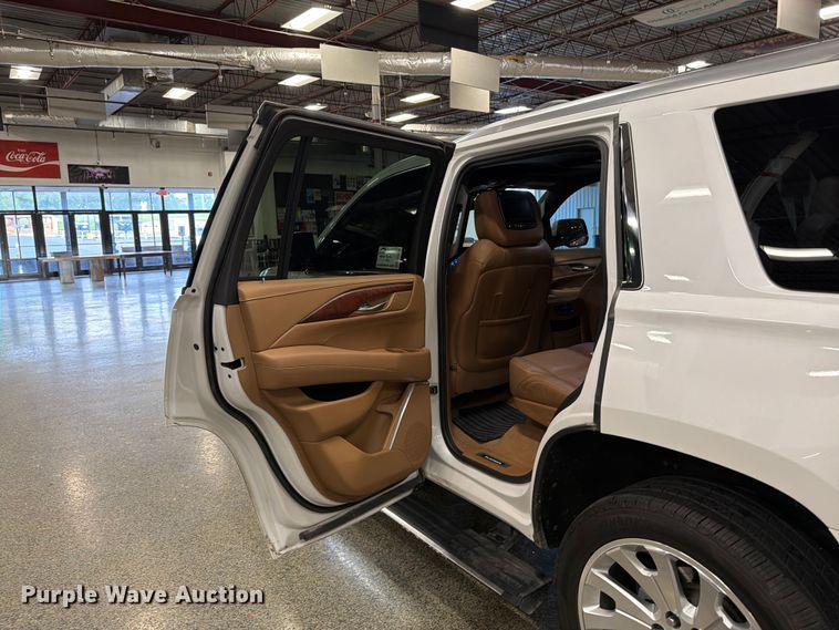 image for item FK3158 2017 Cadillac Escalade SUV