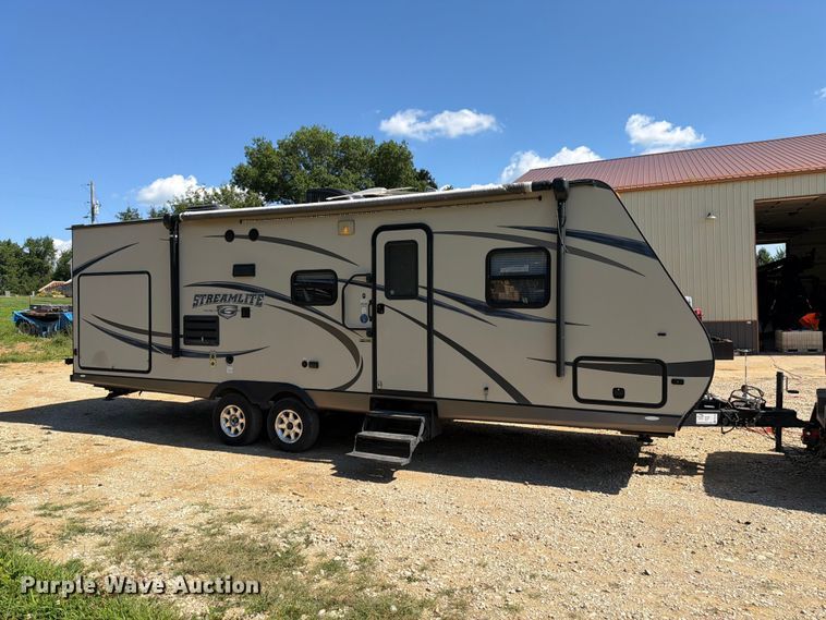 image for item FK3159 2015 Gulf Stream Coach Streamline Ultra Light camper