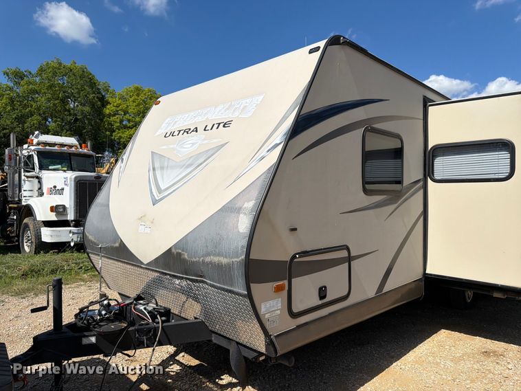 image for item FK3159 2015 Gulf Stream Coach Streamline Ultra Light camper