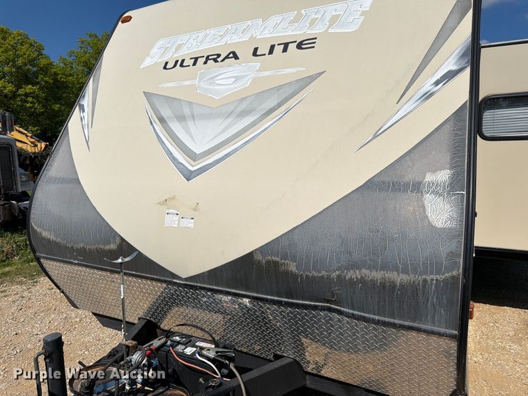 image for item FK3159 2015 Gulf Stream Coach Streamline Ultra Light camper