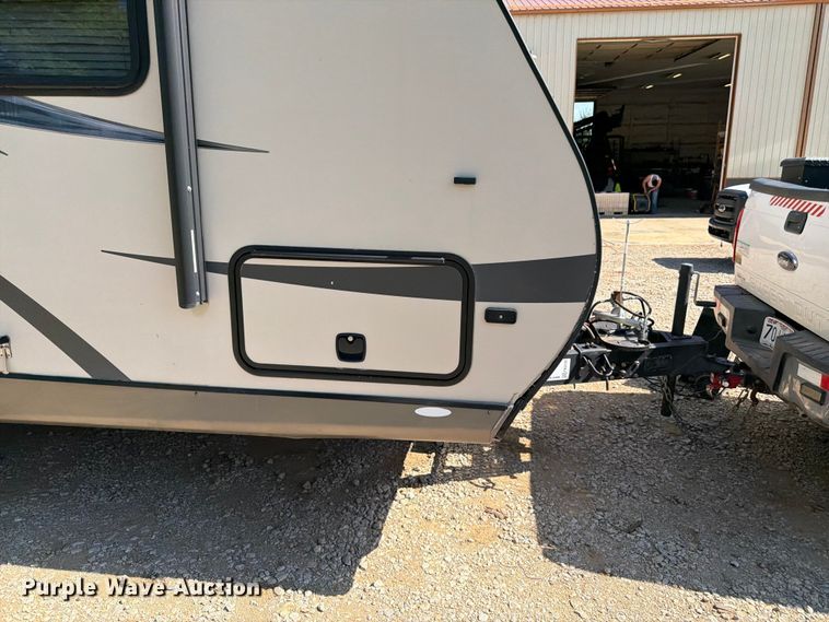 image for item FK3159 2015 Gulf Stream Coach Streamline Ultra Light camper