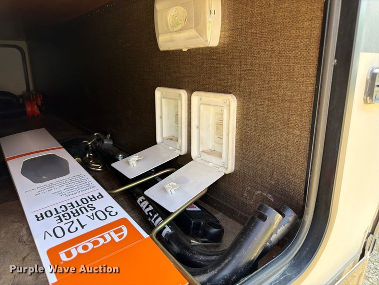 image for item FK3159 2015 Gulf Stream Coach Streamline Ultra Light camper