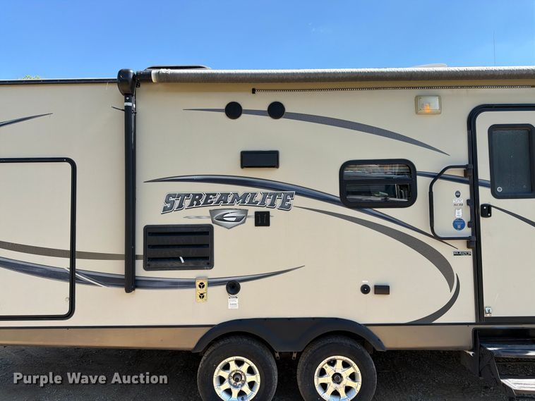 image for item FK3159 2015 Gulf Stream Coach Streamline Ultra Light camper