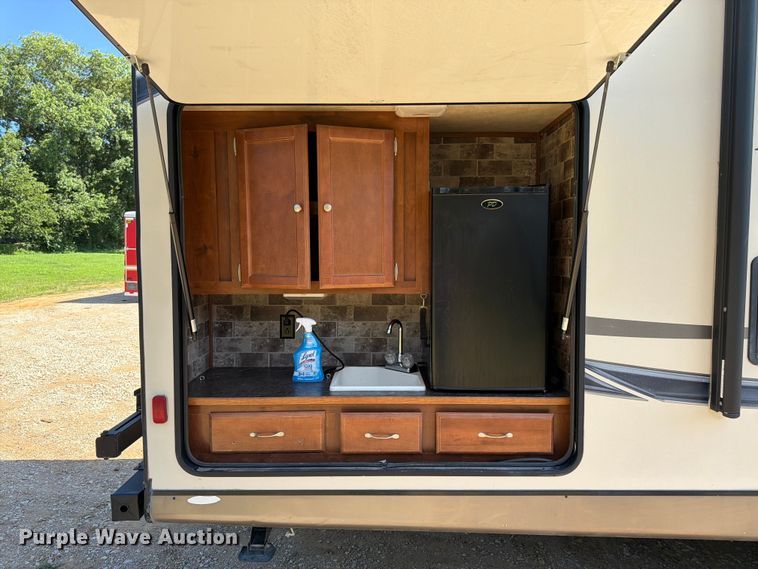image for item FK3159 2015 Gulf Stream Coach Streamline Ultra Light camper