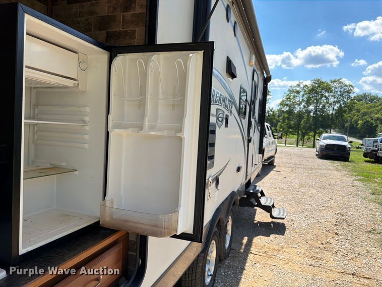 image for item FK3159 2015 Gulf Stream Coach Streamline Ultra Light camper