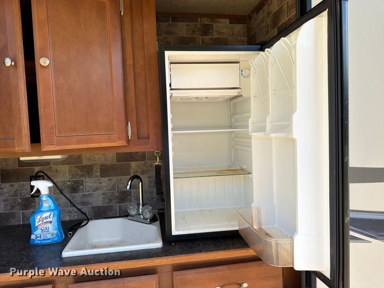 image for item FK3159 2015 Gulf Stream Coach Streamline Ultra Light camper