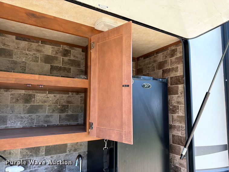 image for item FK3159 2015 Gulf Stream Coach Streamline Ultra Light camper