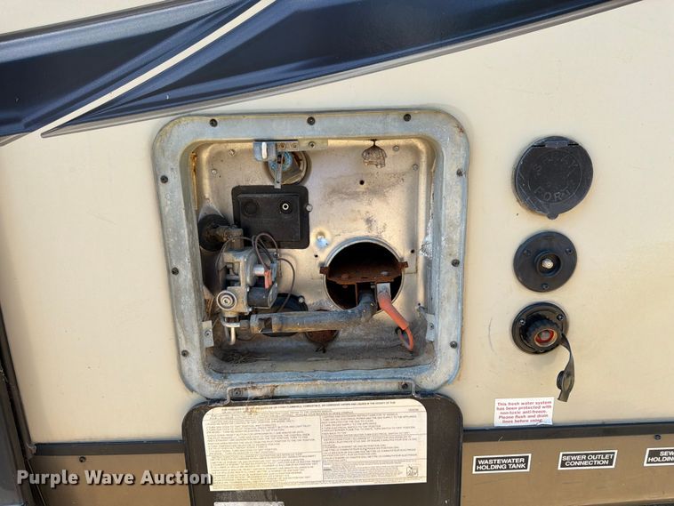 image for item FK3159 2015 Gulf Stream Coach Streamline Ultra Light camper