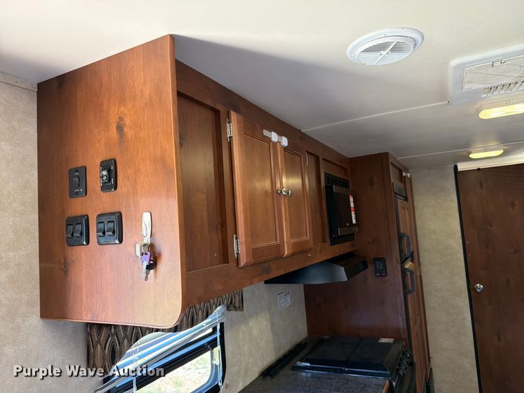 image for item FK3159 2015 Gulf Stream Coach Streamline Ultra Light camper