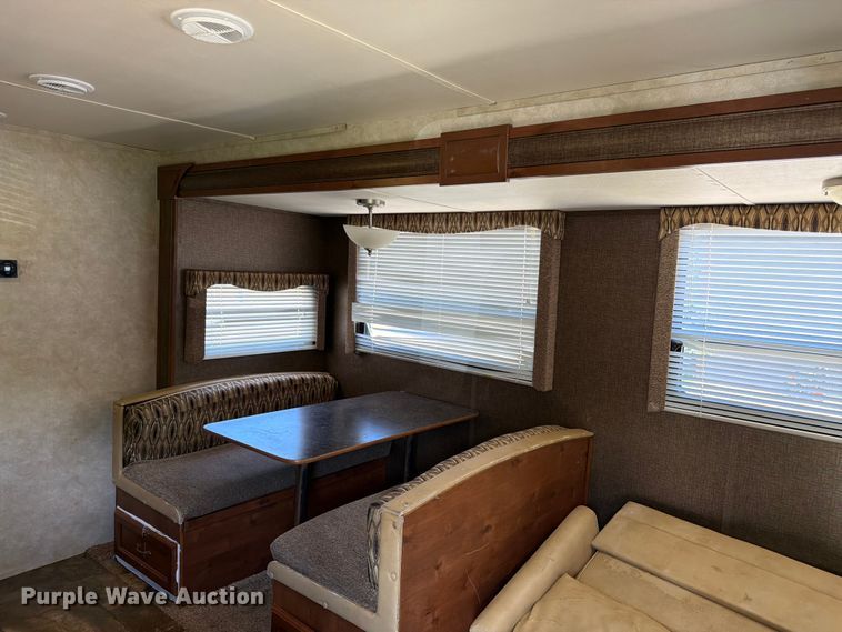 image for item FK3159 2015 Gulf Stream Coach Streamline Ultra Light camper