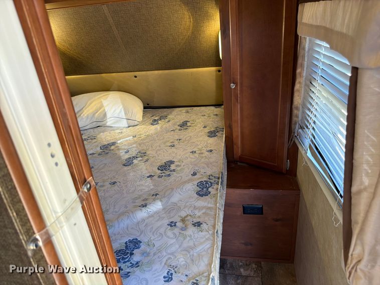 image for item FK3159 2015 Gulf Stream Coach Streamline Ultra Light camper