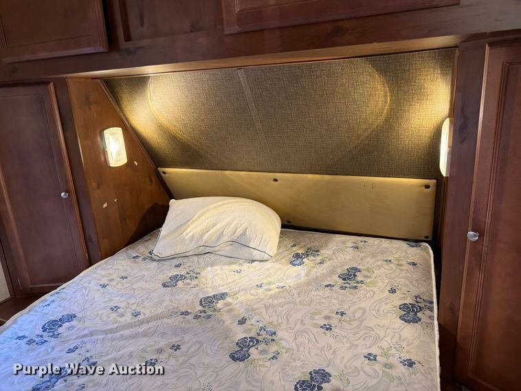 image for item FK3159 2015 Gulf Stream Coach Streamline Ultra Light camper