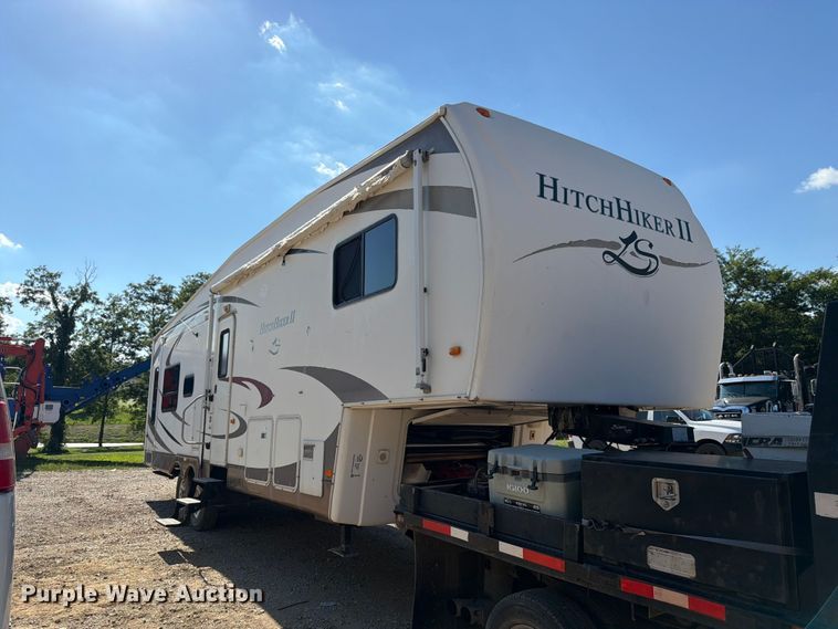image for item FK3160 2008 NuWa Hitch Hiker II camper