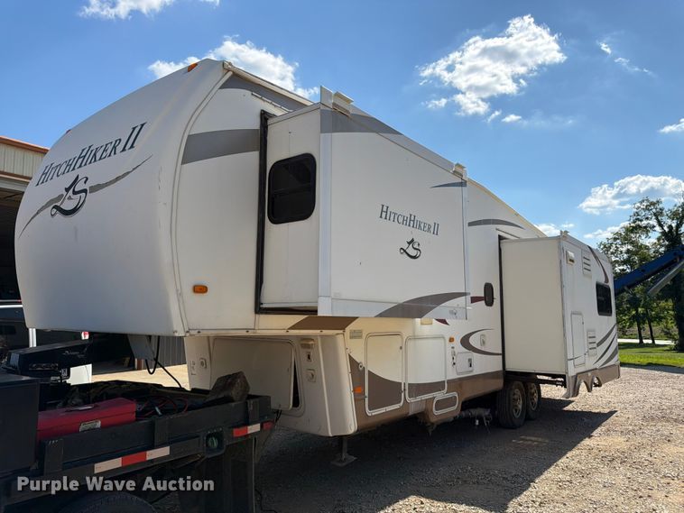 image for item FK3160 2008 NuWa Hitch Hiker II camper