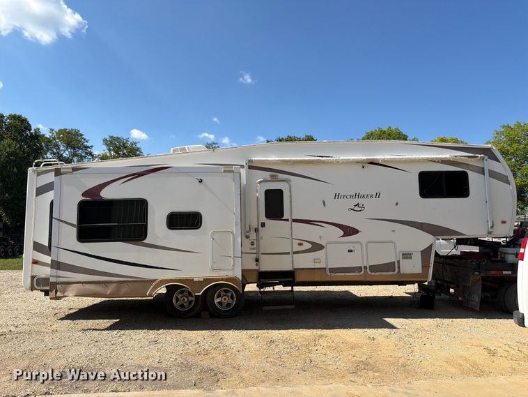image for item FK3160 2008 NuWa Hitch Hiker II camper