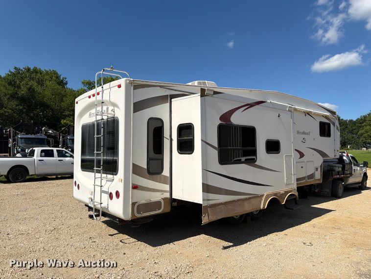 image for item FK3160 2008 NuWa Hitch Hiker II camper