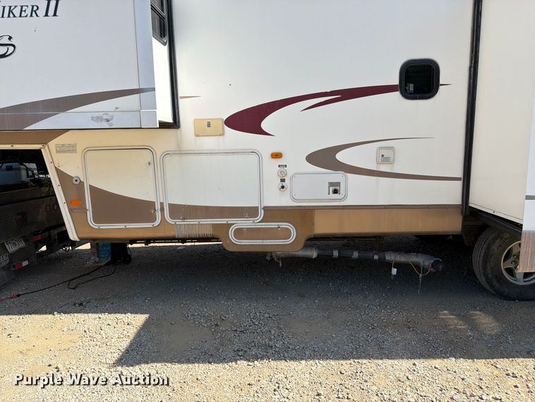 image for item FK3160 2008 NuWa Hitch Hiker II camper