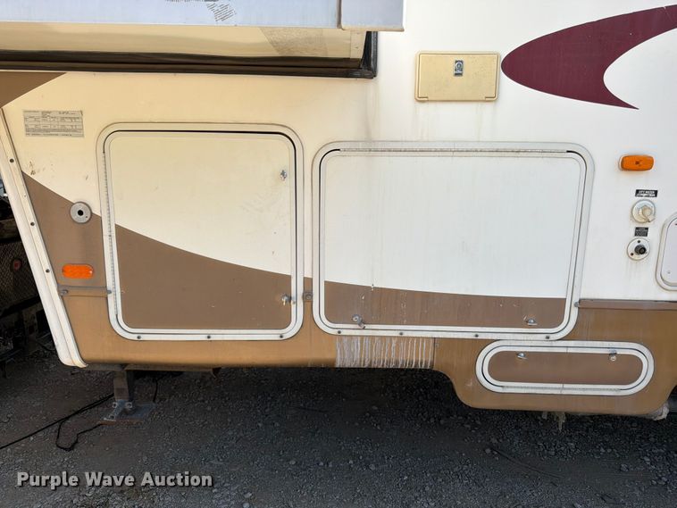 image for item FK3160 2008 NuWa Hitch Hiker II camper
