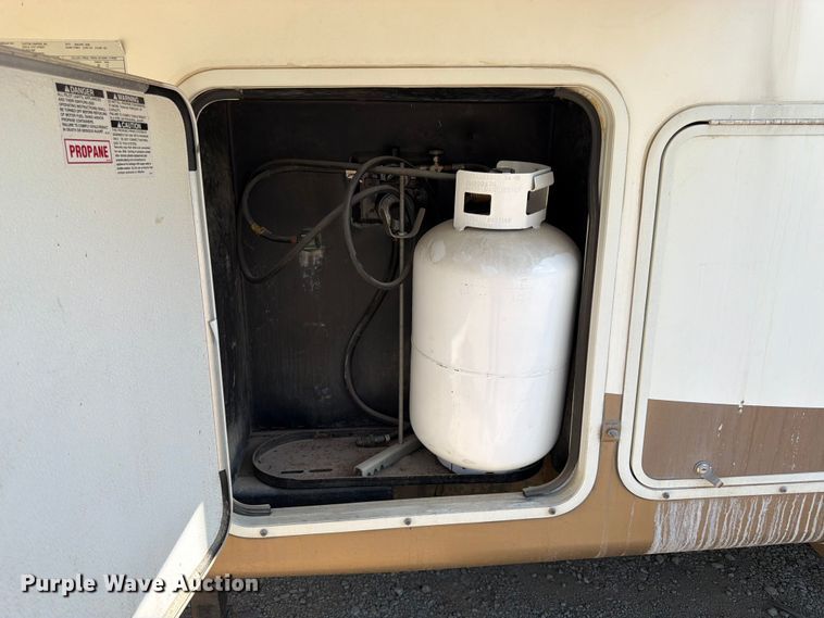 image for item FK3160 2008 NuWa Hitch Hiker II camper