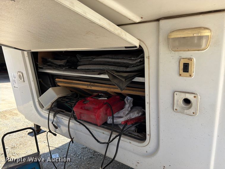 image for item FK3160 2008 NuWa Hitch Hiker II camper