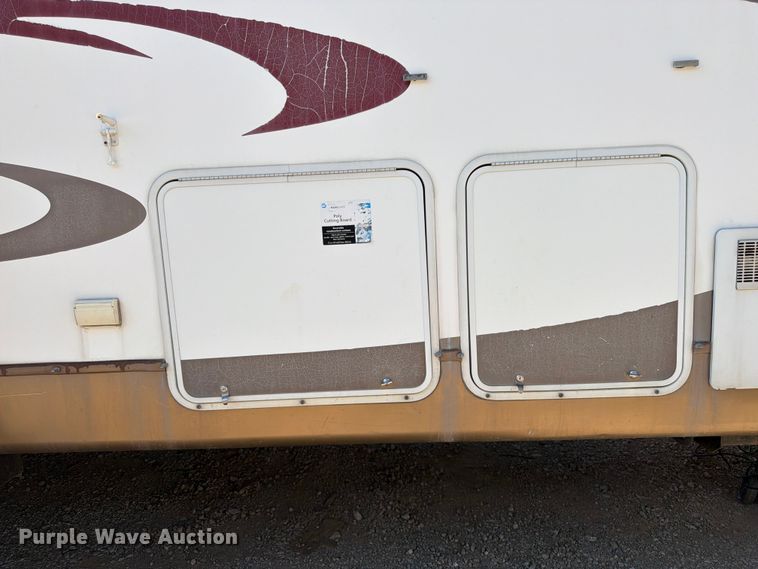 image for item FK3160 2008 NuWa Hitch Hiker II camper