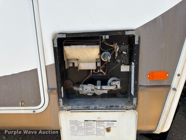 image for item FK3160 2008 NuWa Hitch Hiker II camper