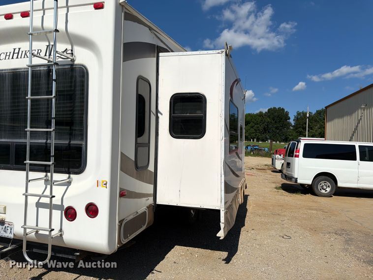 image for item FK3160 2008 NuWa Hitch Hiker II camper