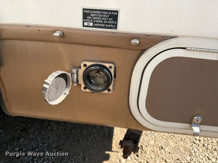 image for item FK3160 2008 NuWa Hitch Hiker II camper