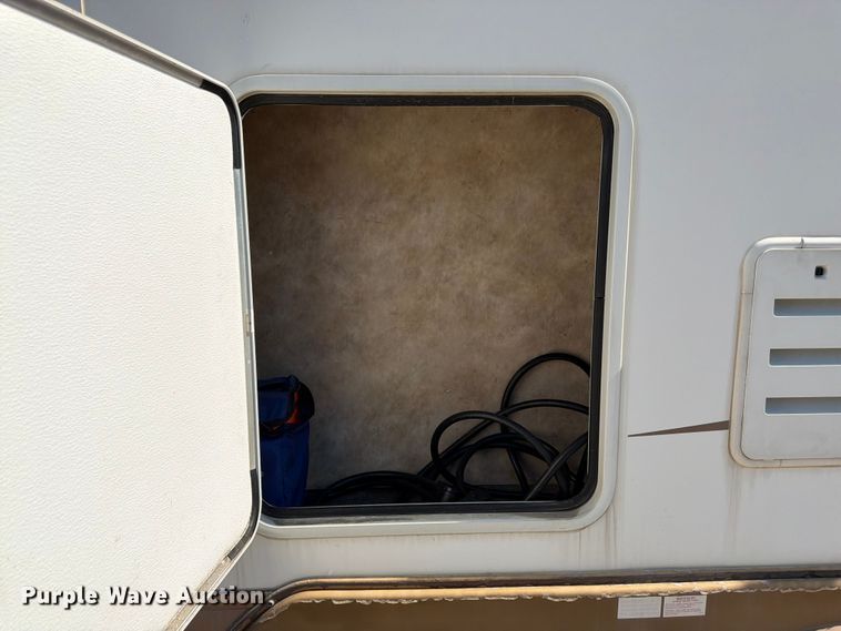 image for item FK3160 2008 NuWa Hitch Hiker II camper