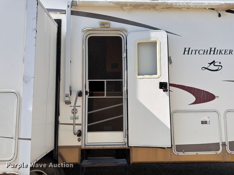 image for item FK3160 2008 NuWa Hitch Hiker II camper