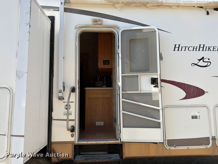 image for item FK3160 2008 NuWa Hitch Hiker II camper