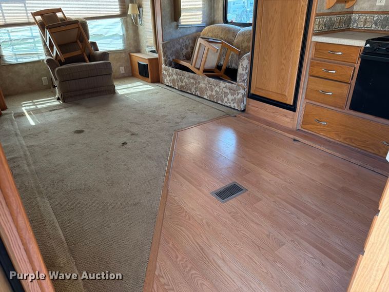 image for item FK3160 2008 NuWa Hitch Hiker II camper